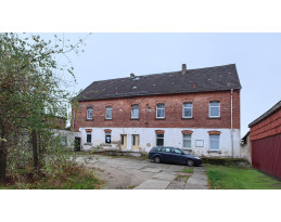 https://www.christliches-jobportal.de/image/cache/catalog/ausleben-warsleben-alte-schule-vorderansicht3-259x205.jpg
